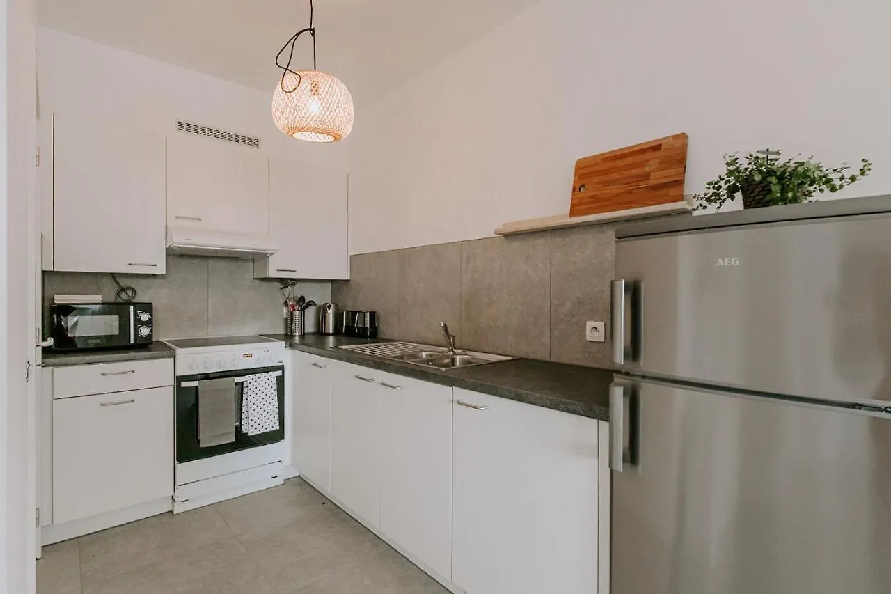 Zuiders Appartement Op 150M Van Duinen En Strand Bredene 0*,